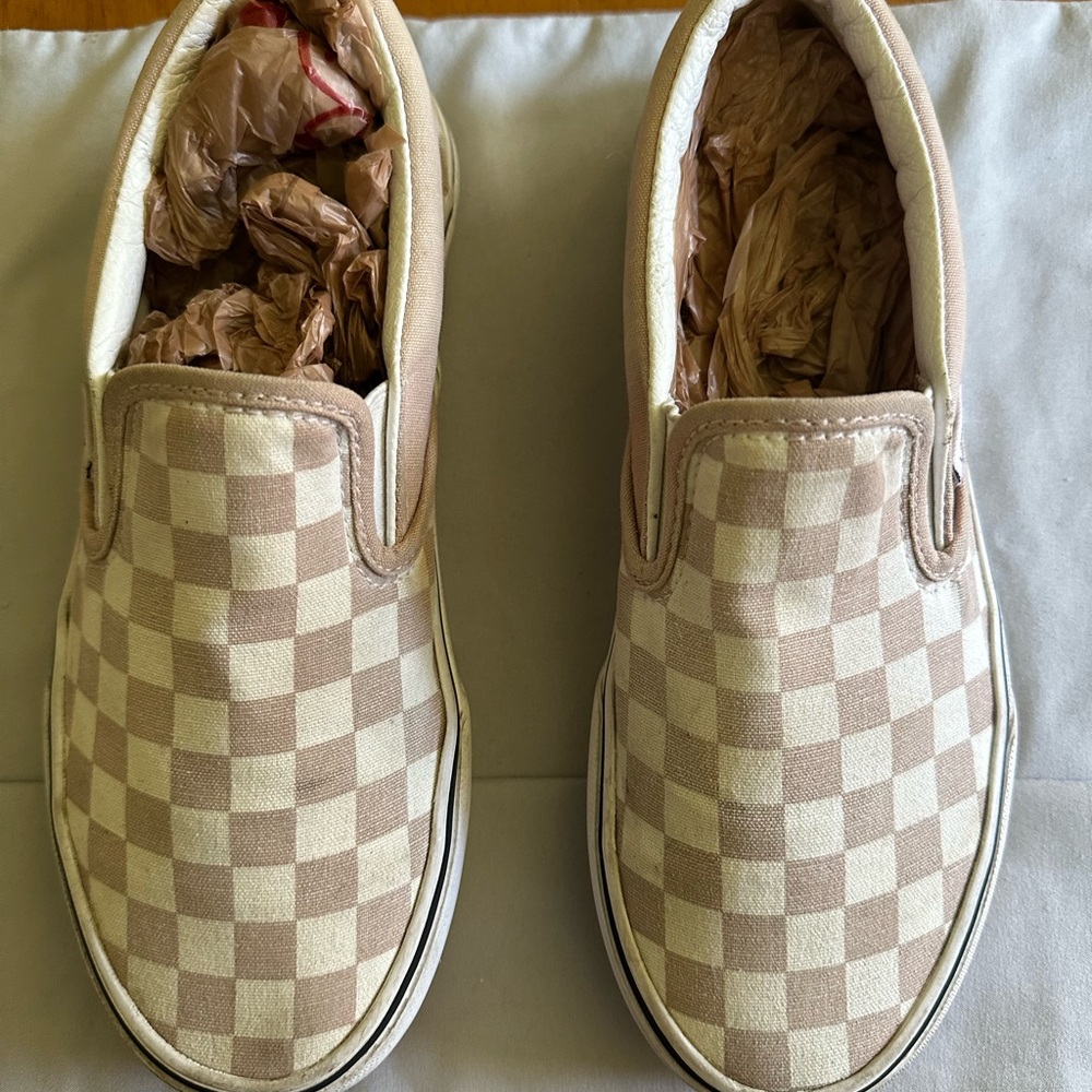 Vans - Brushed Pink/White Checkered Slip-On size 6